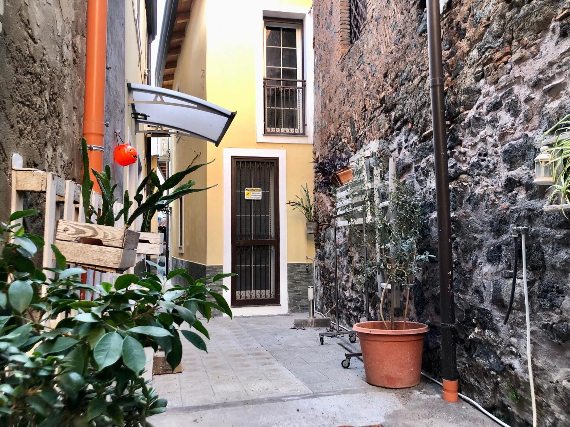 Ferienwohnung Loft Vicolo Lavico CTA Exterior foto